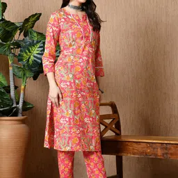 Aktasa Women Floral Printed Regular Pure Cotton Kurta with Trousers & With Dupatta image 5