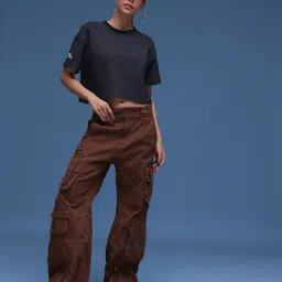 glitchez Miniature Pockets Drop-Shoulder Sleeves Pure Cotton Crop Boxy T-shirt image 5