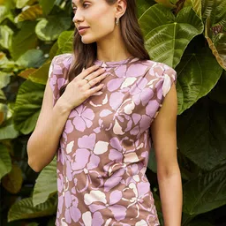 KASSUALLY Mauve Floral Printed Extended Sleeves Shoulder Padded Cotton T-shirt image 3