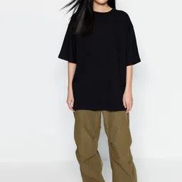 Trendyol High Neck Drop-Shoulder Sleeves Applique T-shirt image 1