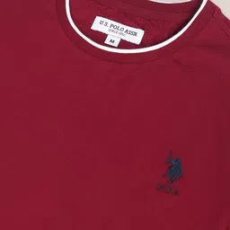 U.S. Polo Assn. Men Maroon Stretchy Tipped Cotton T-Shirt image 2