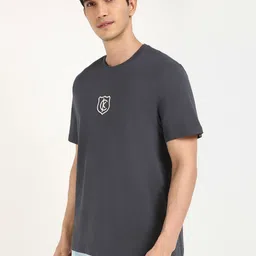 Calvin Klein Jeans Men SS 20S Solid Round Neck Relaxed Fit Cotton T-shirt image 4