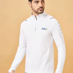 Ajile by Pantaloons Men Solid High Neck Polyester Slim Fit Tshirt image 3