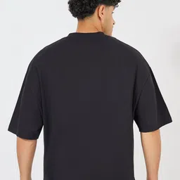 Styli Men Mandarin Collar Pockets Boxy T-shirt image 4