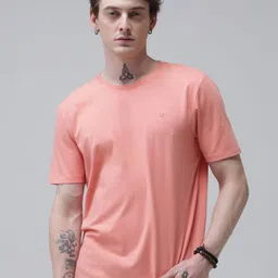 TURMS Anti-Stain & Anti-Odour Crew Neck T-shirt image 4