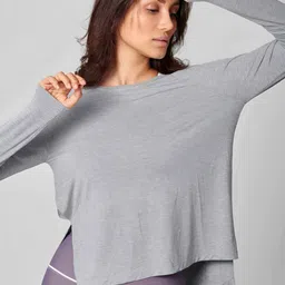 Strongr.Athleisure Women Bamboo Dri-FIT Pockets T-shirt image 4