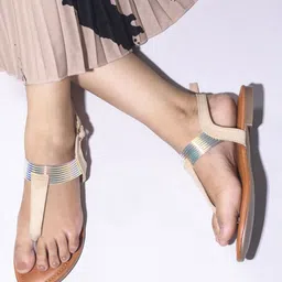 DIVASTRI Women Ethnic Open Toe Flats with Tassels image 5