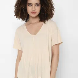 AMERICAN EAGLE OUTFITTERS Women Beige V-Neck T-shirt-image-91