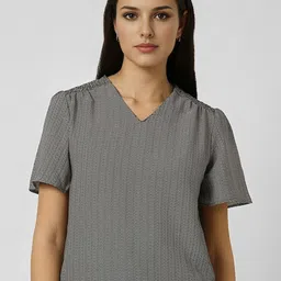 Van Heusen Woman V-Neck Printed Crop Top image 1