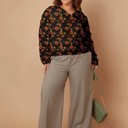 Zink Curve Plus Size Floral Printed Top-picture-17