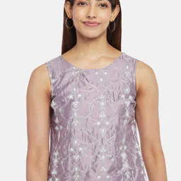 AKKRITI BY PANTALOONS Purple Floral Print Top-picture-38