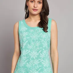 akheri Floral Embroidered Chikankari Pure Cotton Top-picture-19
