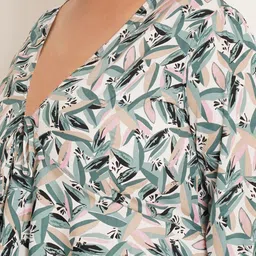 U&F Beyond Women Plus Size Print Puff Sleeve Crepe High-Low Top image 5