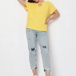 Vero Moda Keyhole Neck Top image 4