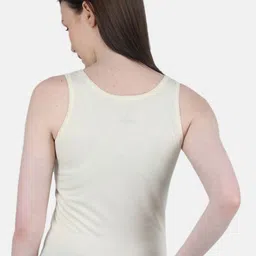 Monte Carlo Women Knitted Pure Wool Thermal Top image 3