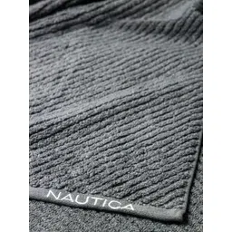 Nautica Set Of 2 Grey Solid Cotton 600 GSM Bath Towels image 2