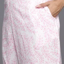 Libas Women Blue Floral Printed Pure Cotton Kurta with Trousers & With Dupatta image 3