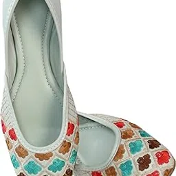 Women's Multi Emboidery Punjabi Jutis-picture-40
