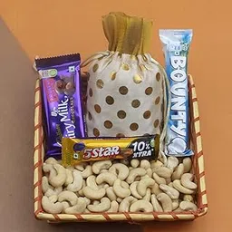 SFU E Com With full of healthy delights including Cashew Nut, along with Cadbury Fruit N Nut chocolates to wish them | Ideal for Rakhi, Diwali and Festive Gifting | 452-picture-28