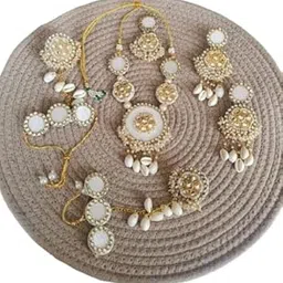 Traditional Gold-Plated Kundan & Pearl Bridal Necklace Set – Layered Wedding Jewelry with Matching Earrings for Women-picture-31