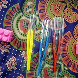 Pack of 3 Plastic Tweezers for Fine Motor Activities image 1