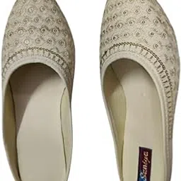 Elegant Women's Ethnic Jutti/Mojari – Handcrafted Slip-On Flats for Casual-picture-31