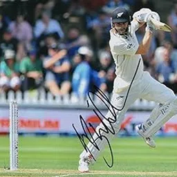 5x7 Inches Original Autographed Photo of New Zeland Cricketer Kane Williamson-picture-23