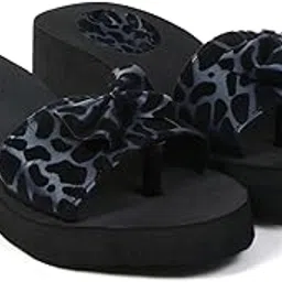 skytrap Women Black Nubuck Flipflop Slippers-picture-12