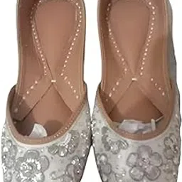 Raj Punjabi Jutti Cut Shoes for Girls (6_White)-picture-13