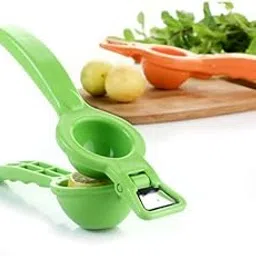 Plastic Handheld Lemon Squeezer – Manual Citrus Juicer Tool for Lemons, Limes, and Small Fruits, Great for Kitchen or Outdoor Use-picture-68