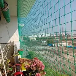 HSDS Bird Net/Pigeon Net/Anti Bird Net UV Stabilized HDPE (with Clips & Tying Ropes) Green 18 Ply NET/Primume Quality pegion net 18 ply (10 x 30 ft)-image-59