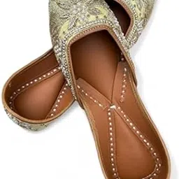 Handmade Traditional Punjabi Jutti – Authentic Ethnic Footwear for Women | Comfortable, Stylish, & Versatile Juttis for Every Occasion-image-18
