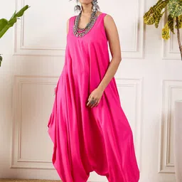 InWeave Round Neck Basic Jumpsuit-picture-26