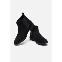Van Heusen Women Black Solid Chelsea Boots image 5