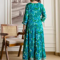 SANISA Women Floral Regular Sequinned Kurta with Trousers & With Dupatta image 4