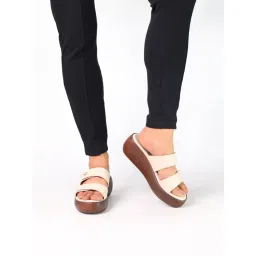 Monrow Terila Cream Flatform Heels-image-26