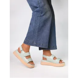 Monrow Eudora Green Flatform Sandals-picture-22