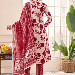 Anouk Women Floral Printed Pleated Pure Cotton Kurta with Trousers & With Dupatta image 5