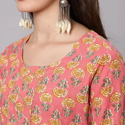 WOMENCLICK Floral Printed Round Neck Pure Cotton Kurta with Trousers & Dupatta image 2
