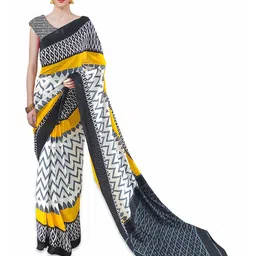 NIKHILAM Geometric Printed Pure Cotton Saree image 1