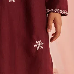 pspeaches Boys Embroidered Regular Kurta with Pyjamas image 5