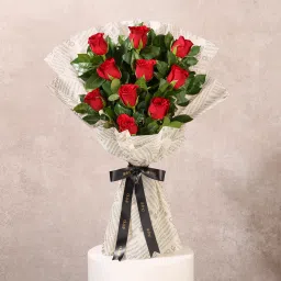 Elegant Vibe Red Roses Bouquet image 1