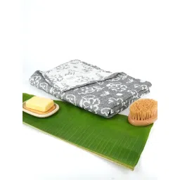 Doctor Towels Banana Jacquard Floral Bath Towel Charcoal (M) image 1