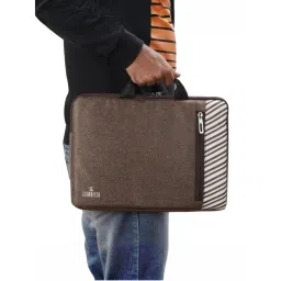 The Clownfish Rex Polyester Unisex 13 Inch Laptop Sleeve with Comfortable Carry Handle-image-58