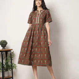 Zelena Green Cotton Zipless Maternity and Nursing Dress with Metallic Lace-image-9