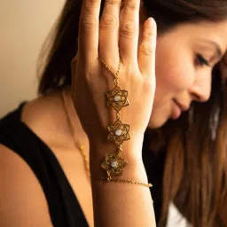 SOUL WORKS White Moon Stone Mandala Haath Phool-image-39