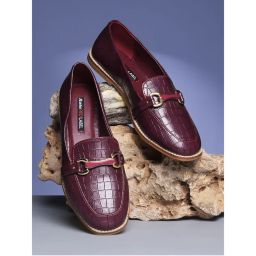 Bata Women Casual Maroon Loafers-picture-34