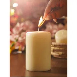 Pure Home + Living White Lavender & Chamomile Pillar Candle-picture-12