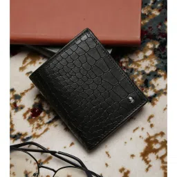 Louis Philippe Men Black Textured Genuine Leather Wallet-picture-14