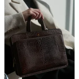 Akinna Verona Signature Business Bag - Glossy Croc Finish With Laptop Compartment-picture-26